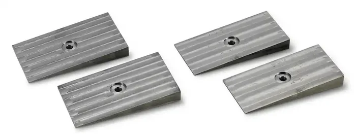 2’4 DEGREE LEAF SPR SHIM
