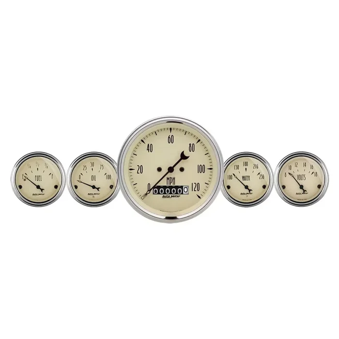 AutoMeter 1840 – Traditional incandescent lighting illuminates around the perimeter of dial