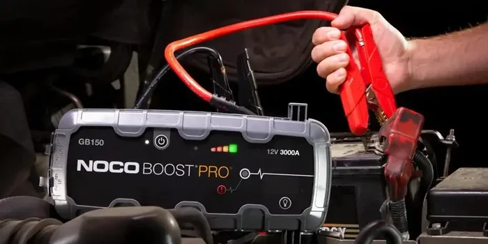 BOOST PRO 4000A JUMP STARTER