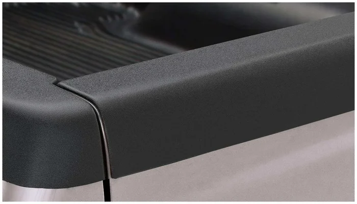 Bushwacker 178502 – Ultimate SmoothBack, Tailgate Cap Black