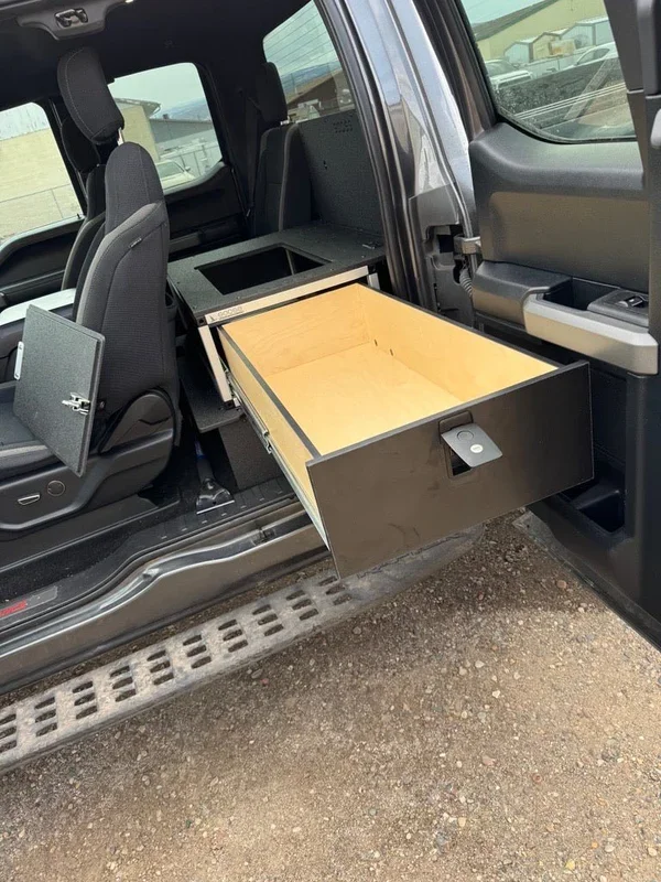 Ford – F250-F550 – 2017-Present – 4th-5th Gen – Super Cab – without the center mounted B&O Subwoofer – Explore Series – Single Drawer Module – With Fitted Top Plate