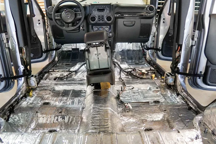 Hushmat 735204 Complete Trunk Insulation Kit