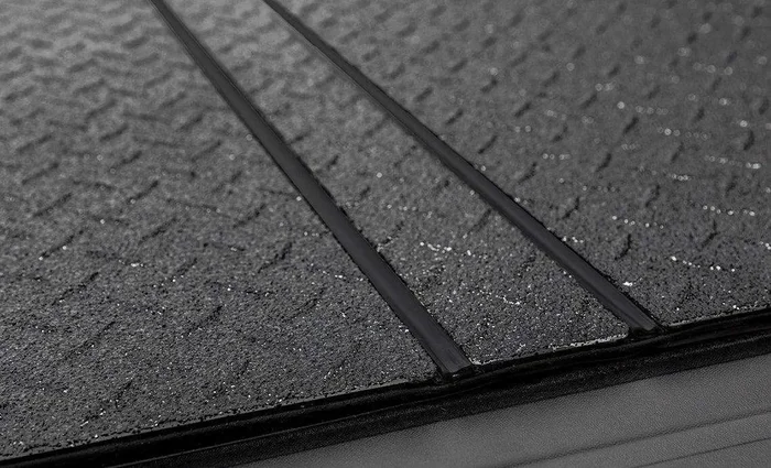 LOMAX B0040029 – LOMAX, Professional Series Tonneau Cover Diamond Plate Finish Split Rail
