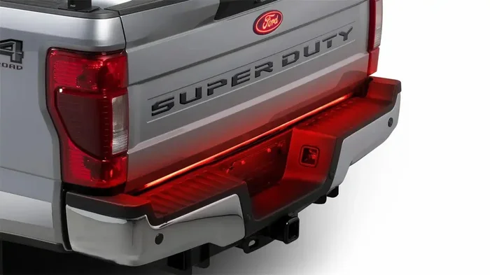 Putco 9201018-04 – Blade Direct Fit LED Tailgate Light Bar 18 in. Red/White
