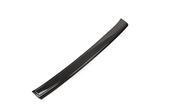Revel GT Dry Carbon Rear Bumper Applique | 2017-2021 Honda Civic Hatchback (1TR4GT0AH11)