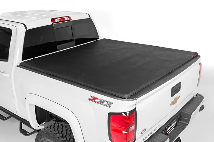 Rough Country 41288650 Tri Fold Soft Tonneau Cover for 1988-2007 Chevy GMC 1500 (6’7″ Bed)