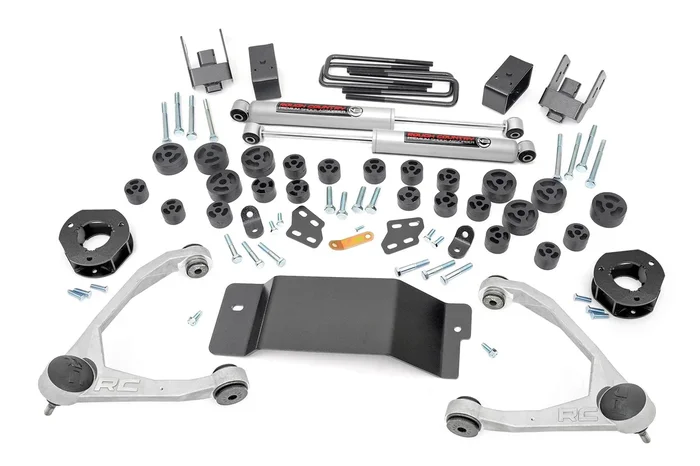 Rough Country Lift Kit Chevy Silverado 4WD (2007-2013) 4.75 ” Lift Kit