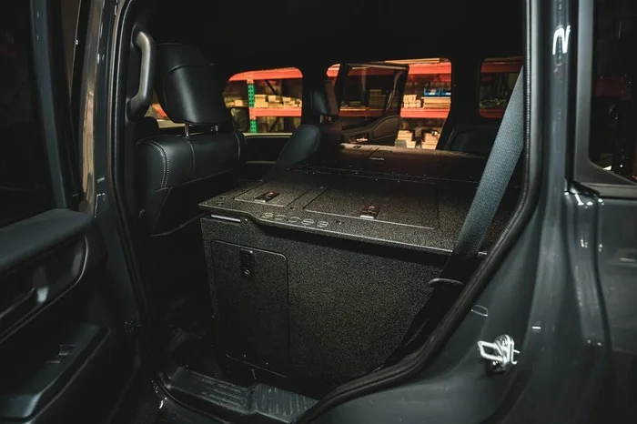 TOYOTA – LAND CRUISER – 2024-PRESENT – LC250 – EXPLORE SERIES – STEALTH SLEEP & STORAGE PACKAGE