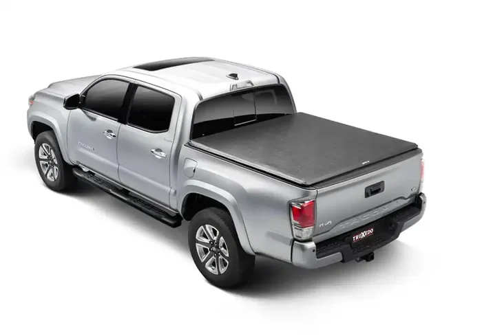 Truxedo 257101 – Tonneau Cover TruXport Soft Roll-Up Hook And Loop Lockable Using Tailgate 6 ft