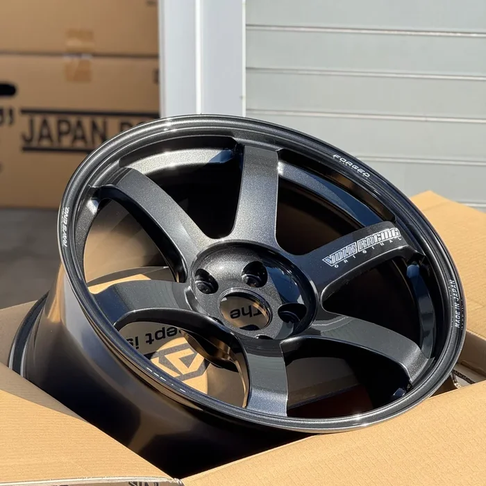 Volk Racing TE37 Saga S-Plus 18×9.5 +22 5×114.3 Diamond Dark Gunmetal (SET)