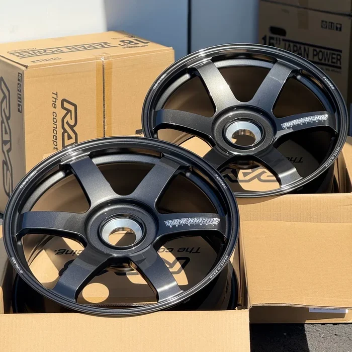 Volk Racing TE37 Saga S-Plus 20×9.5 +45, 20×12 +44 CL Diamond Black (SET)